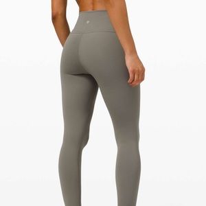 Lululemon Wunder Under HR 25”